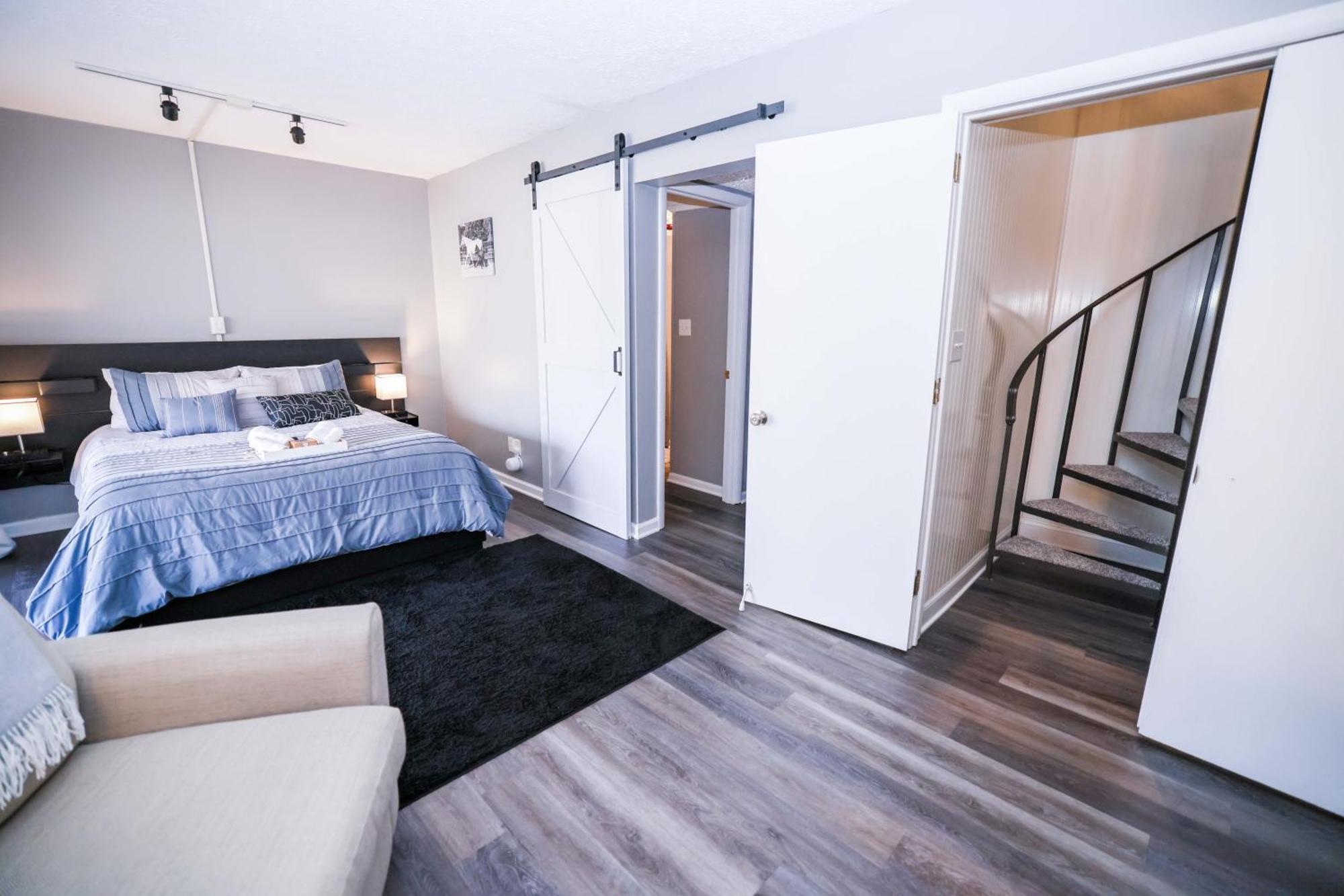 Cozy Retreat Golf, & Nature At Beautiful Monroe Apartment *
