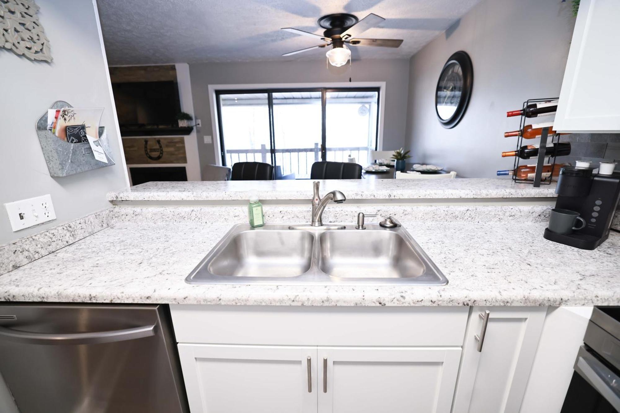 Apartment Cozy Retreat Golf, & Nature At Beautiful Monroe